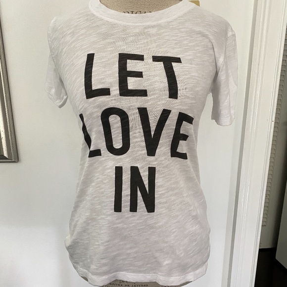 Elan Tops - Elan Stanton LET LOEV IN Short Sleeve Tee Shirt